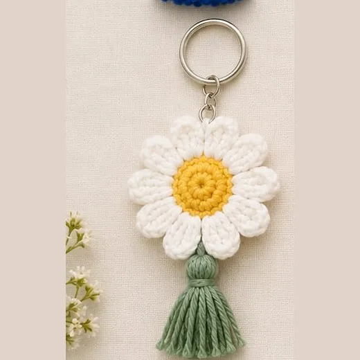 Handmade crochet white daisy keychain